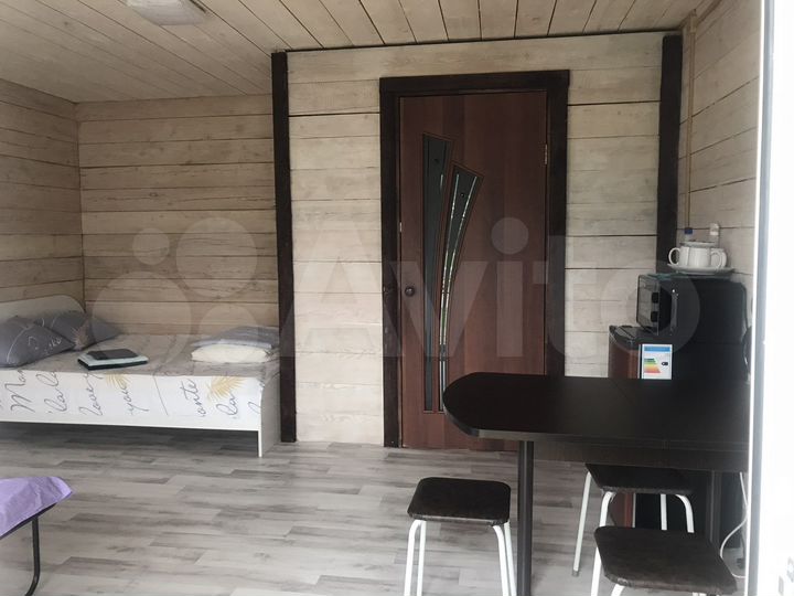 Дом 20 м² на участке 12 сот.