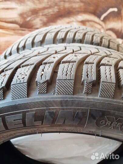 Michelin X-Crane AT 235/55 R17