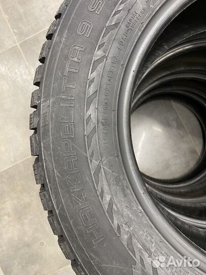 Nokian Tyres Hakkapeliitta 9 SUV 215/65 R16
