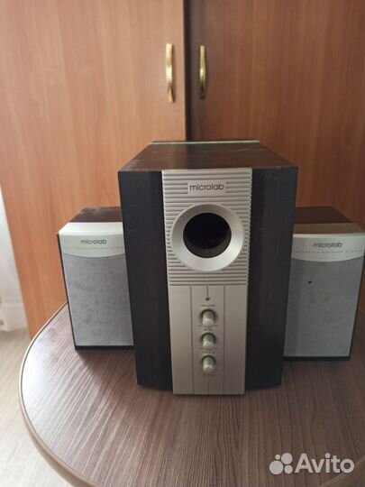 Акустика для компьютера Microlab