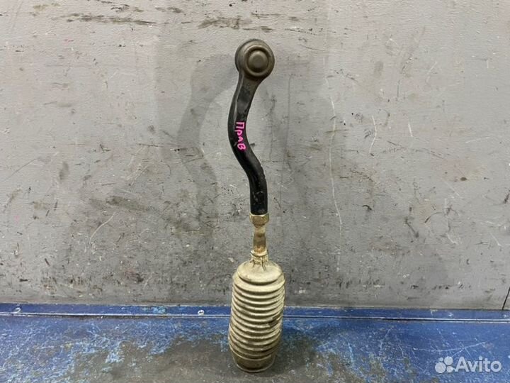 Рулевая тяга с наконечником передняя правая