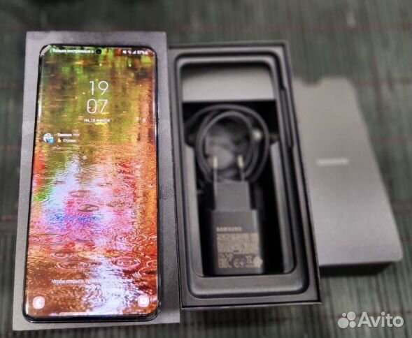 Samsung galaxy s20 plus