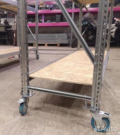 Стеллаж полочный на колесах стальной усиленный