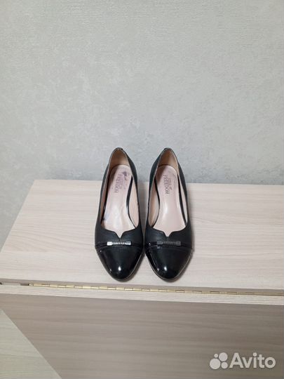 Туфли женские 39 размер натуральная кожа
