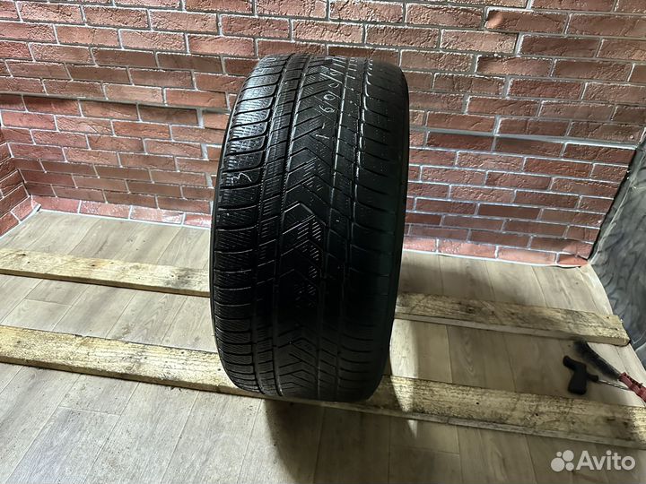 Pirelli Scorpion Winter 315/40 R21 111V