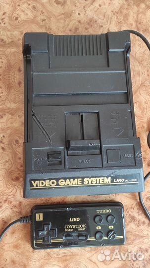 Приставка из 90-ых Dendy Сюбор Liko KL-235