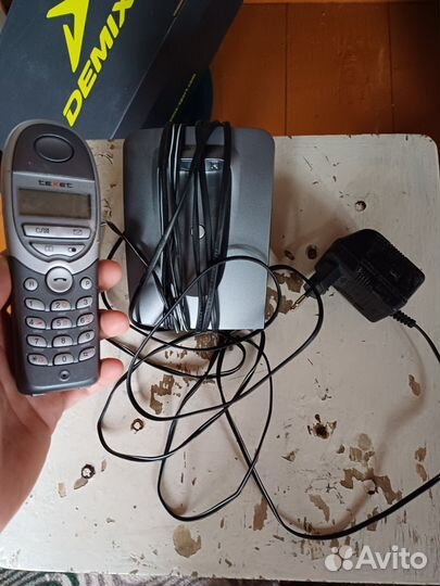 Домашний телефон