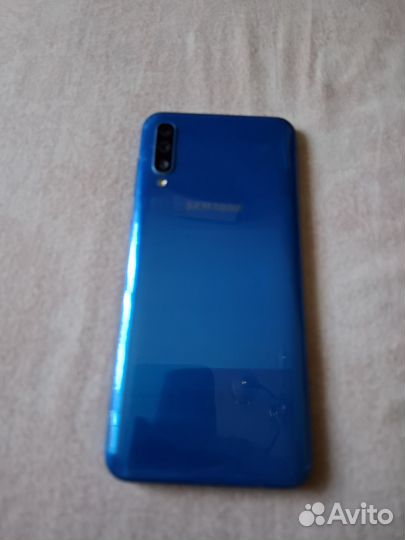 Samsung Galaxy A50, 4/64 ГБ