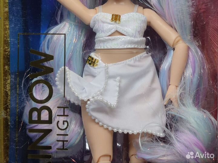 Весь аутфит и коробка от Марго Де Перла