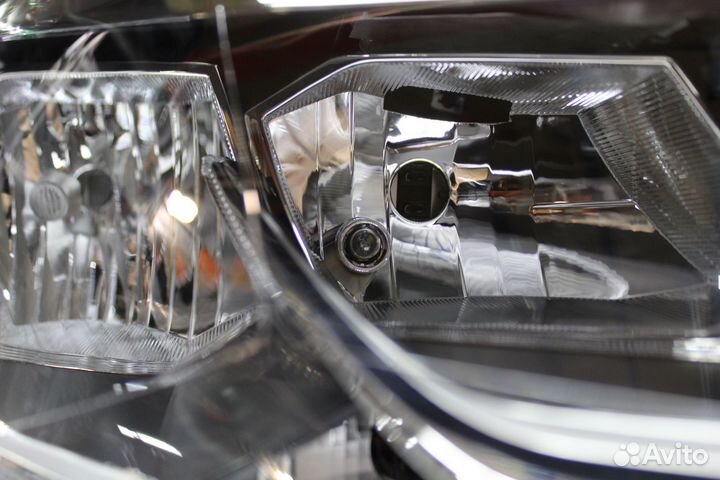 Фара левая Volkswagen Polo 2019 6C1941005B