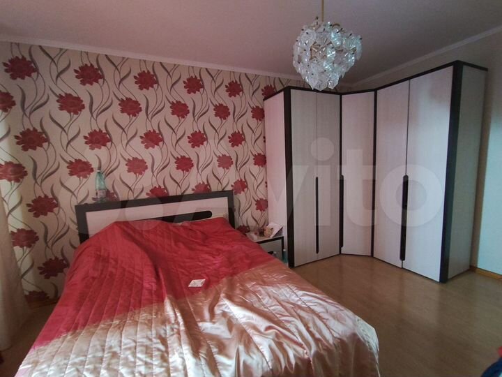 4-к. квартира, 80 м², 7/10 эт.