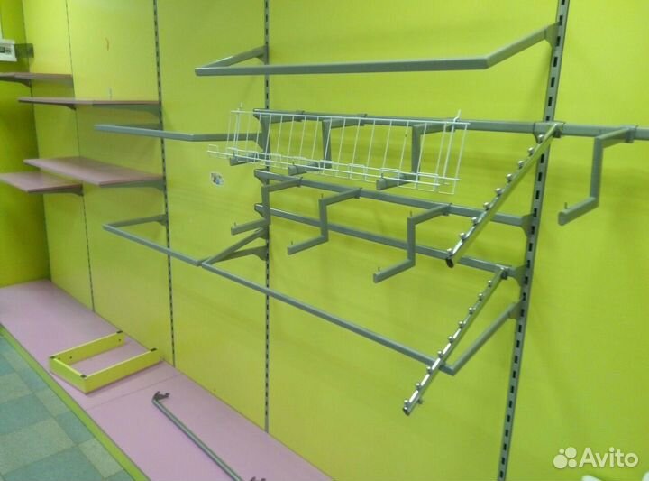 Торговое оборудование для магазина одежды