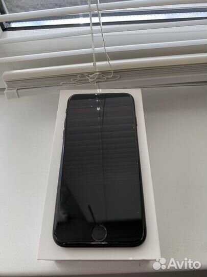Телефон iPhone 7 128gb черный