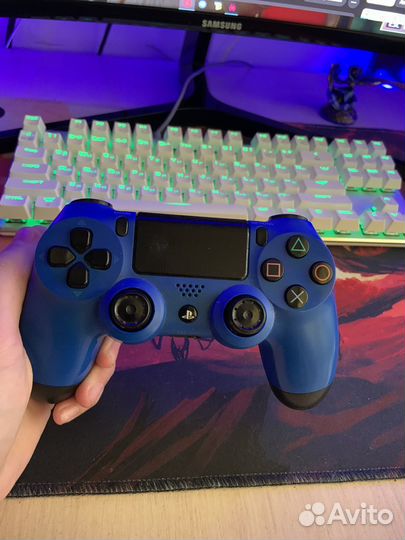 Джостик для ps4