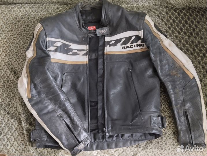 Мотокуртка кожаная мужская 50