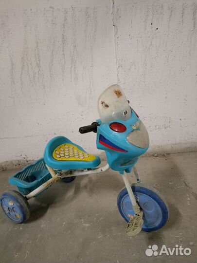 Детский трехколесный велосипед бу