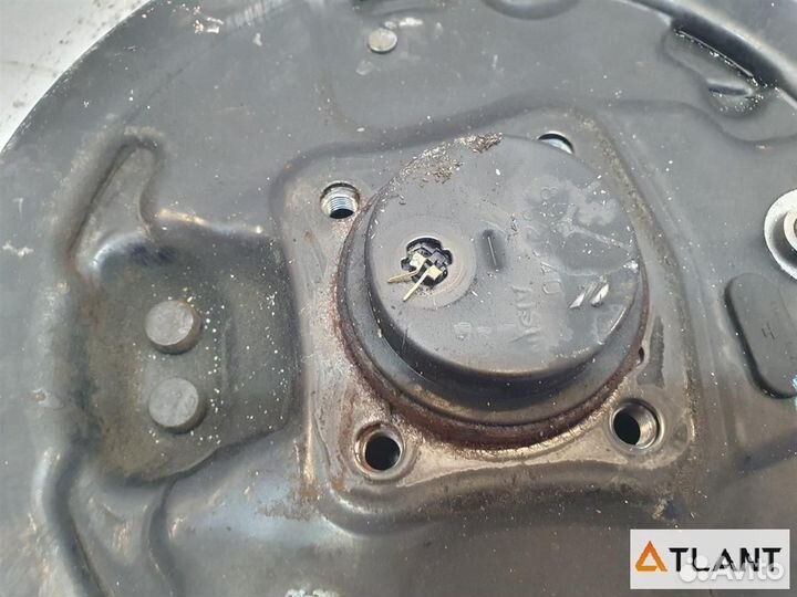 Ступица задняя левая toyota wish