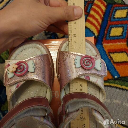 Детские сандалии для девочки
