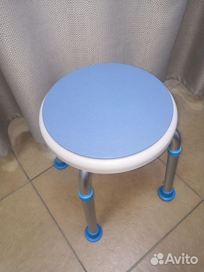 Табурет для ванны круглый