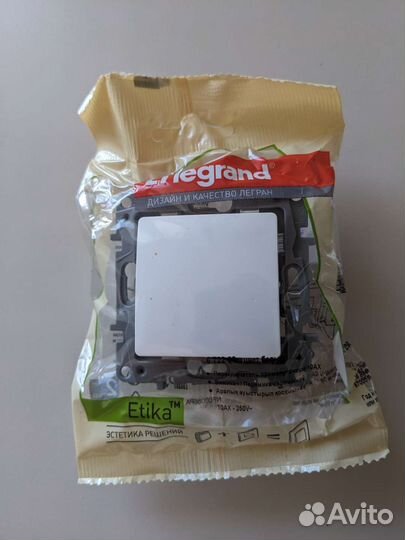 Переключатель промежуточный Legrand, 10AX-250В
