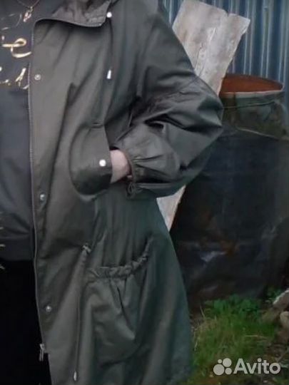 Ветровка женская