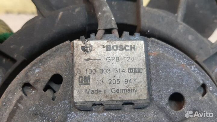 Вентилятор радиатора Opel Astra H 2006-2014