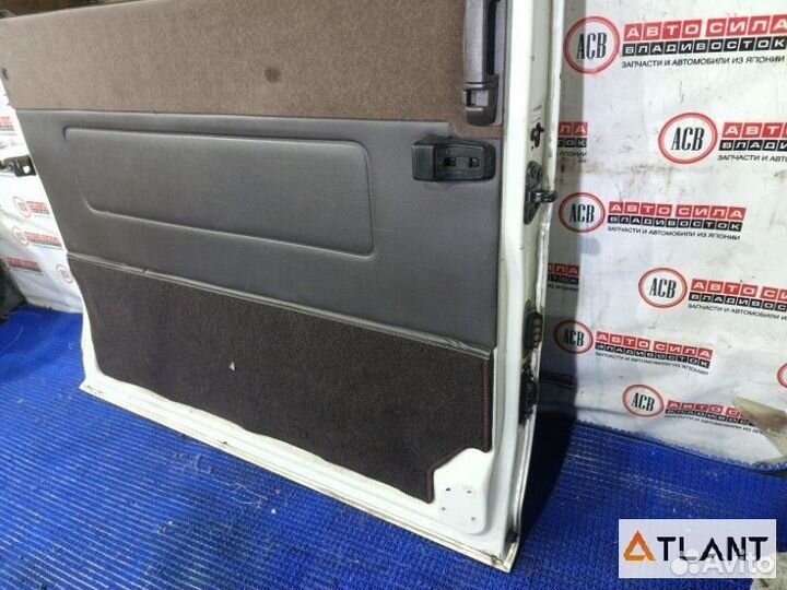 Дверь задний левый toyota hiace