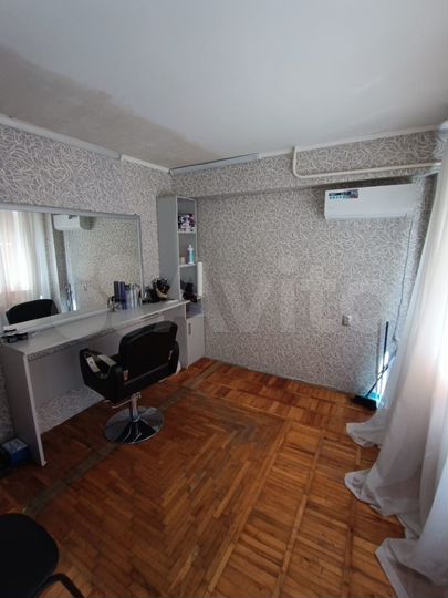 3-к. квартира, 47 м², 1/5 эт.