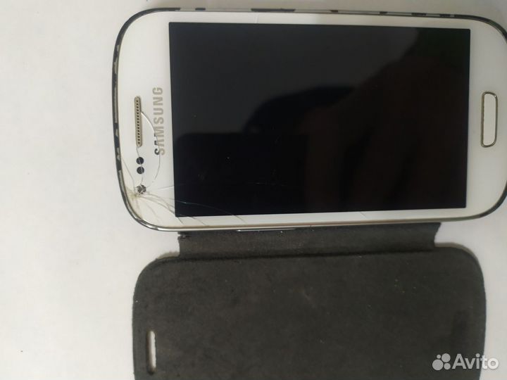 Samsung Galaxy S III mini GT-I8190, 8 ГБ