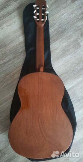 Классическая гитара yamaha c40