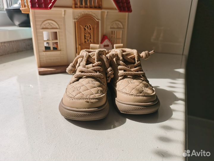 Ботинки демисезонные