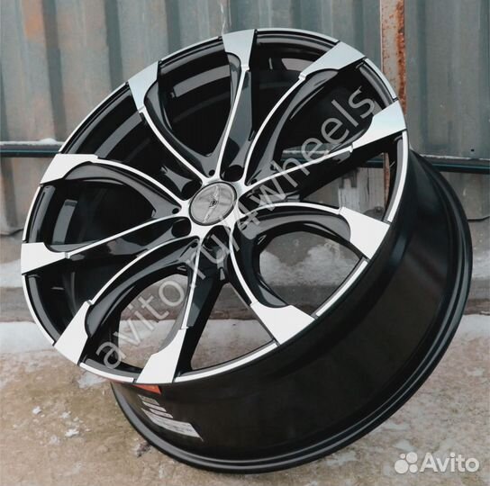 Диски на Genesis GV80 R22