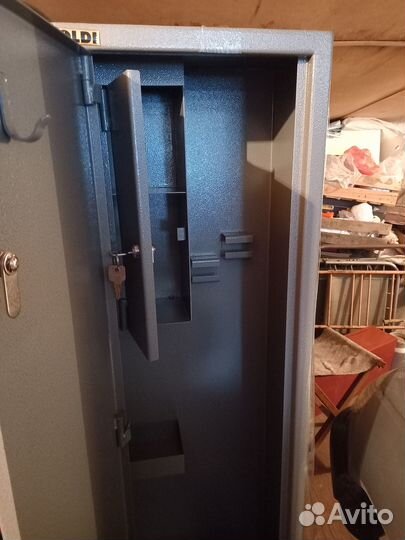 Оружейный сейф