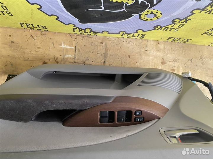 Дверь передняя правая Mitsubishi Grandis (NA4W) 2