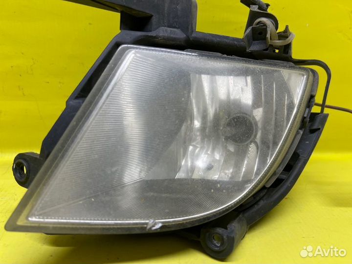 Фара противотуманная передняя правая Kia Forte