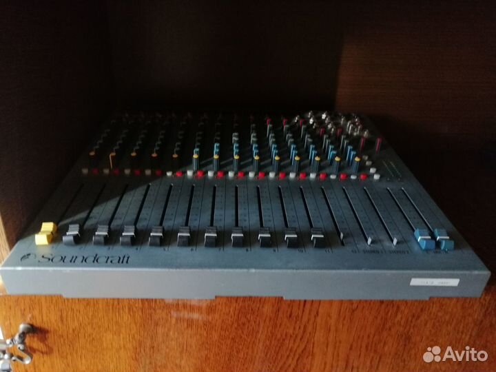 Микшерный пульт soundcraft e12 spirit