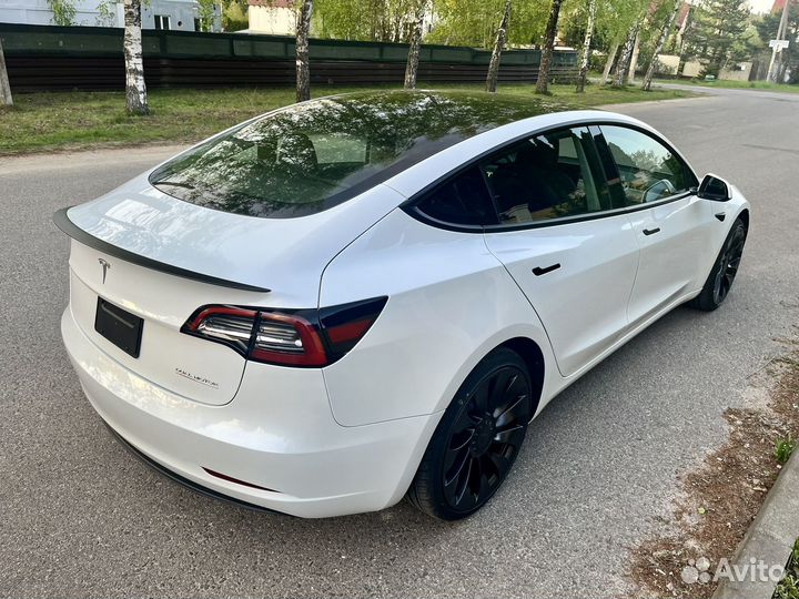 Tesla Model 3 462 AT, 2023, 2 700 км