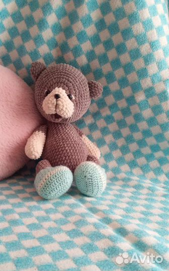 Вязаный плюшевый мишка ручной работы