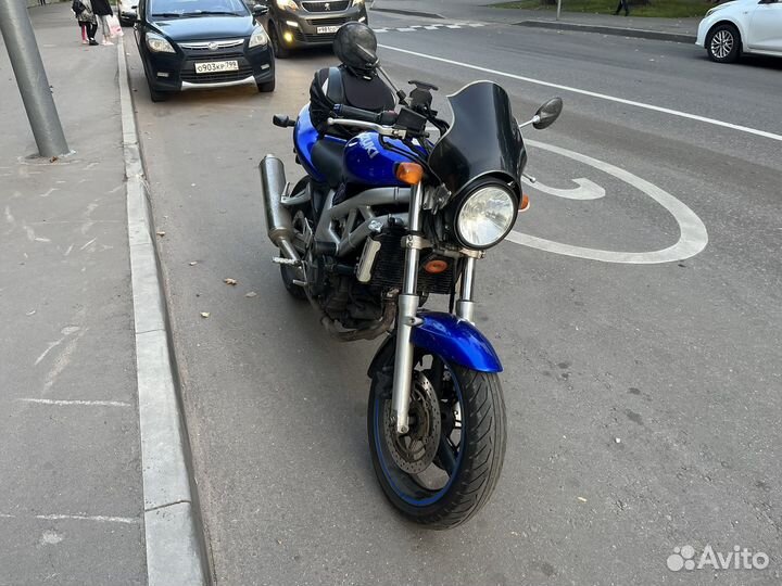 Suzuki sv400