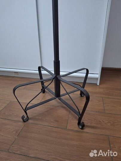 Вешалка для одежды