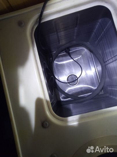 Машинка стиральная