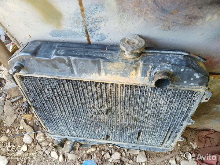 На УАЗ радиатор
