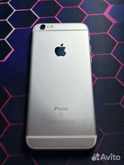 Телефон iPhone 6s