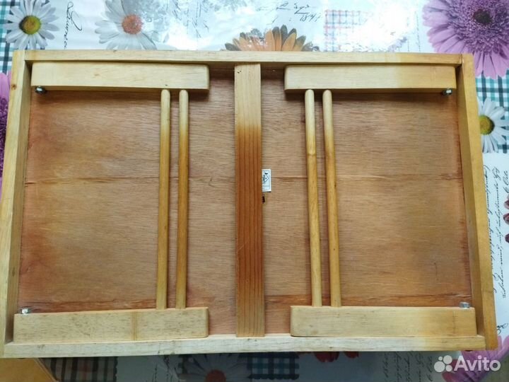 Столик-поднос с ручками для завтрака