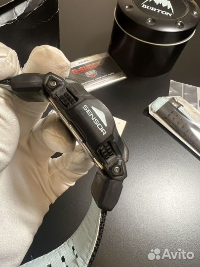 Наручные часы Casio GDF100BTN-1