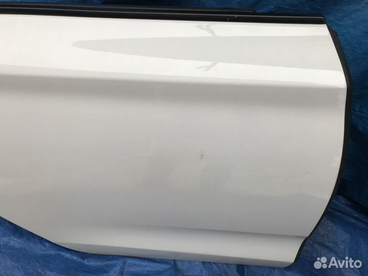 Дверь задняя правая для бмв 550i GT 10-16