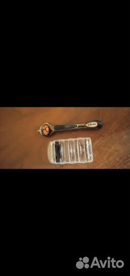 Бритвенный станок Gillett