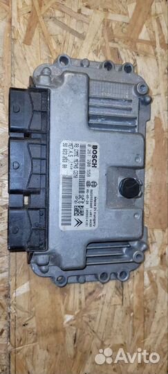 Блок управления двигателем Peugeot 307 рестайл 1,6