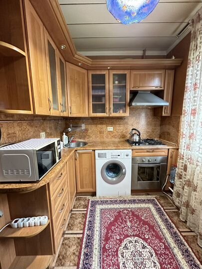 3-к. квартира, 63 м², 1/9 эт.