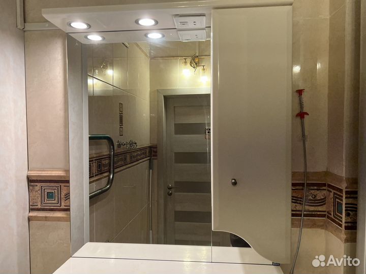 Зеркало в ванную комнату б/у